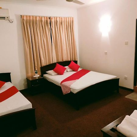 Chinese Lotus Luxapathiya - Shanghai Hotel モラトゥワ エクステリア 写真